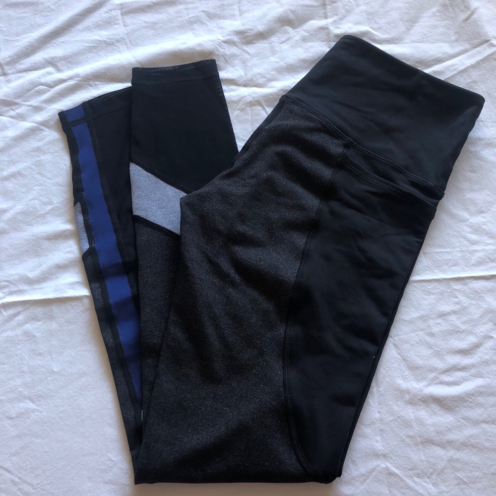 VIMMIA High Rise Colorblock Legging with Mesh